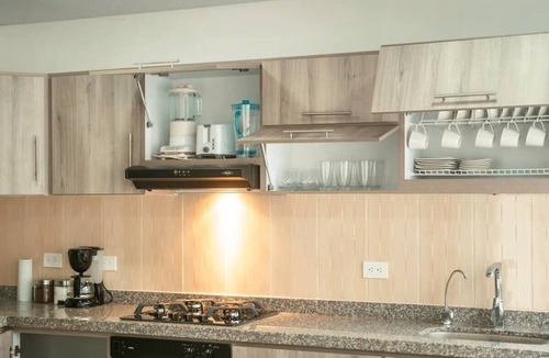 Cali Apartment | Modern, luxurious apartment with a spa near Chipichape