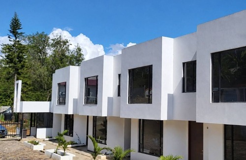 Tenza House | Modern Mountain House - Stunning Views - Near Cerro de Somondoco