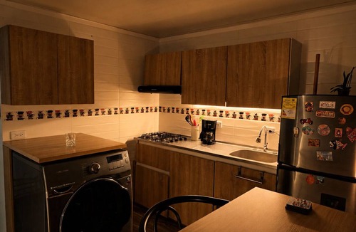 Calle 26 Apartment | Moderno apartamento cerca al aeropuerto