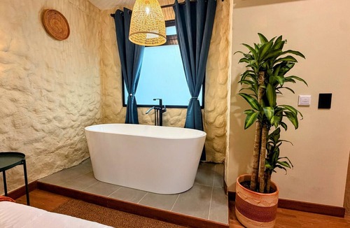 El Poblado Hotel | Nam Hotel Boutique