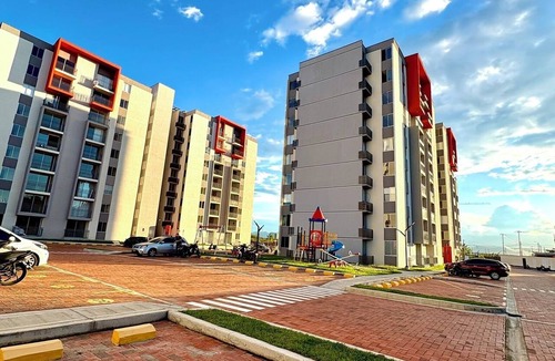Neiva Apartment | New, modern apartment with parking in a gated community.
