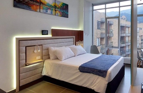 Usaquen Apartment | New modern & warm suite overlooking the mountains