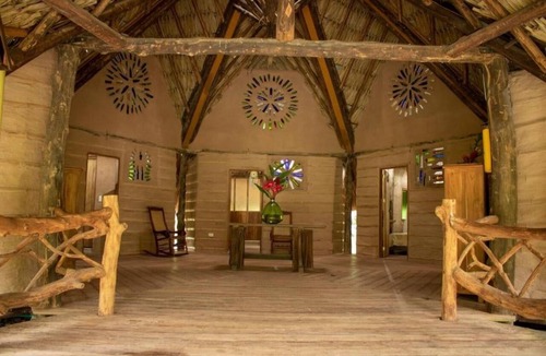 Restrepo Cabin | NEW! Saturno Mandala Deluxe Quadruple Room