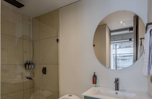 Chico Norte Apartment | NOK Elegant 2BR Retreat Near Parque 93 Bogota