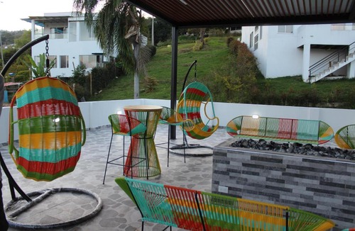 Silvania House | Nueva, Moderna casa en Silvania con Jacuzzi