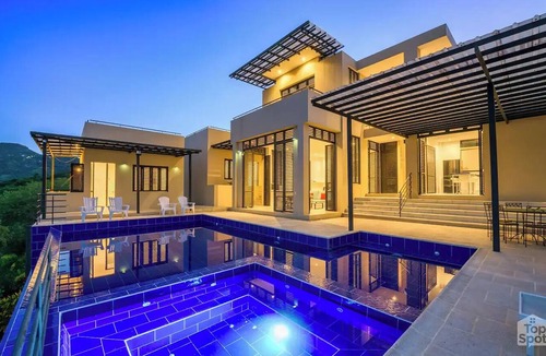 Anapoima Villa | ¡Nuevo TopSpot® con Increíble Vista en Anapoima!