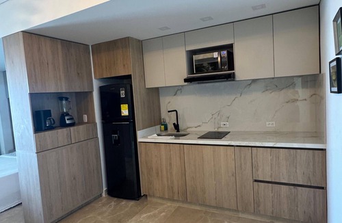 Urbanizacion Eliana House | Ocean view Building with 1 bedroom and AC in peaceful Cartagena de Indias