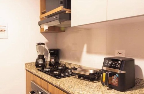 Comuna 3 Apartment | OCEAN VIEW! Exclusive Rodadero - 2-Bedroom Suite