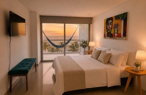 Crespo Condo | Ocean View - Infinity Pool - WiFi - Jacuzzi
