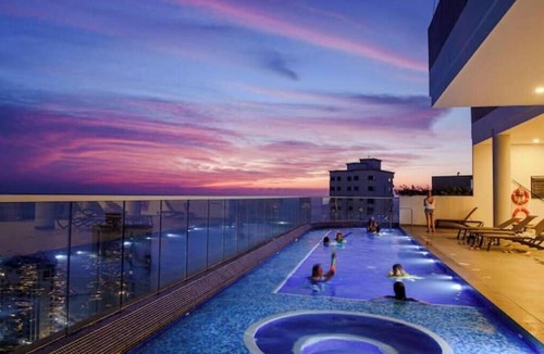 Comuna 3 Apartment | OCEAN VIEW Rodadero Exclusive Area - 2-Bedroom Suite