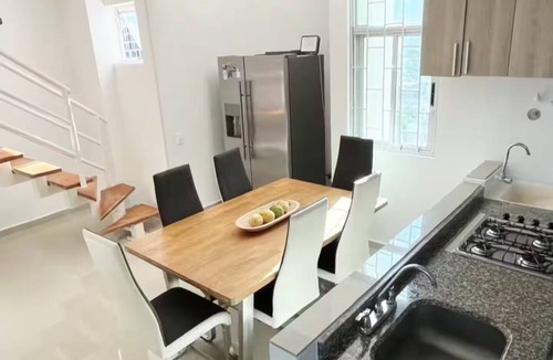 El Rodadero Apartment | Oceanfront Penthouse Near Rodadero Beach