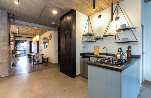Astorga Apartment | Open Concept Loft @ Nido Sky: Unit 6