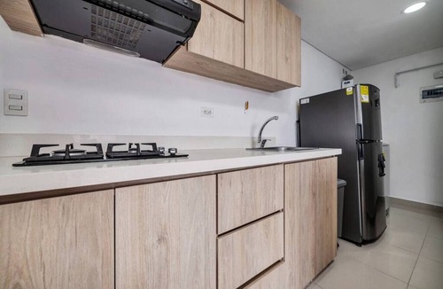 El Tesoro Apartment | Oslo 2403 · Apto piso 24-vista a la ciudad 5mins parque lleras