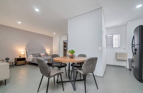 El Tesoro Apartment | Oslo 608 in Medell n