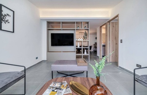 El Tesoro Apartment | Oslo 703 in Medell n