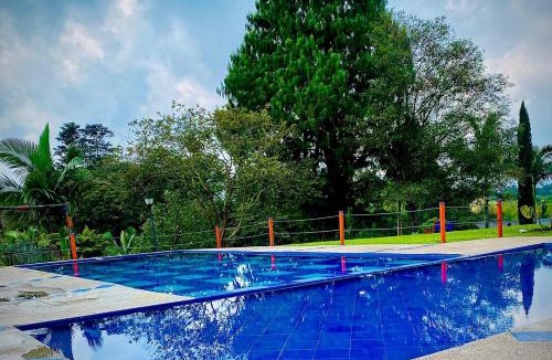 Filandia Hotel | Paisaje Cafetero Hotel Con Piscina y desayuno - Filandia