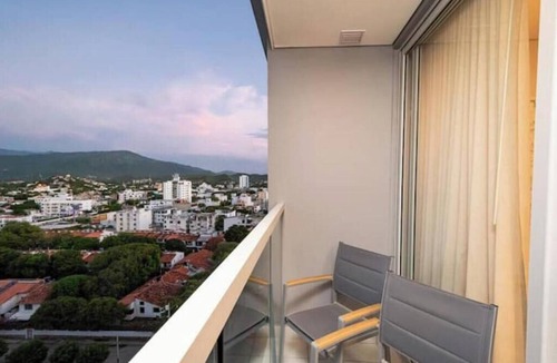 Comuna 3 Apartment | PASOS DEL MAR | Rodadero Premium | 2BR