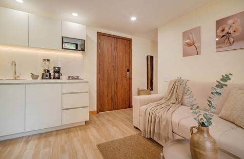 Cali Apartment | Passiflora luxury suite