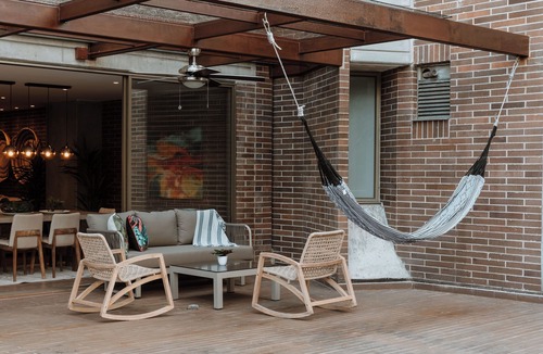 La Florida Apartment | Peaceful Indoor-Outdoor Living 2,023 s.f. Provenza with pool and gym
