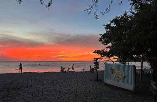 Pozos Colorados Hostel | Playa del Ritmo Beach Hostel & Bar