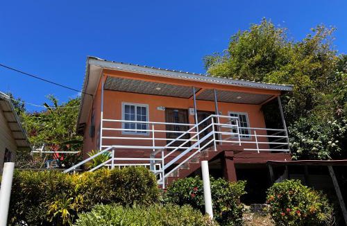 Aguamansa Apartment | POSADA BLUE WAVE VIEW