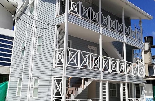 Punta Hansa Hotel | Posada Smith Town