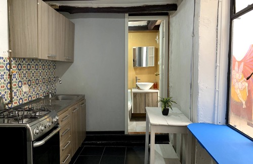 La Candelaria Apartment | PRIVATE Apartment in La Candelaria with 25MB Fiber Optic Internet