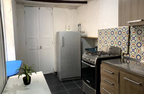 La Candelaria Apartment | PRIVATE Apartment in La Candelaria with 25MB Fiber Optic Internet