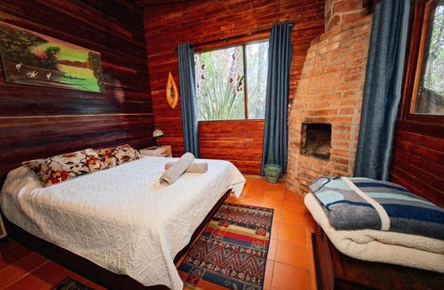 Medellin House | Refugio Santa Elena