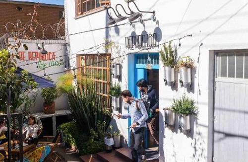 Chapinero House | República Hostel Cabin Beds