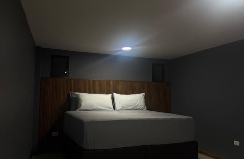 La Candelaria Hotel | Rest Plus Room : King Size Bed : Private Bathroom