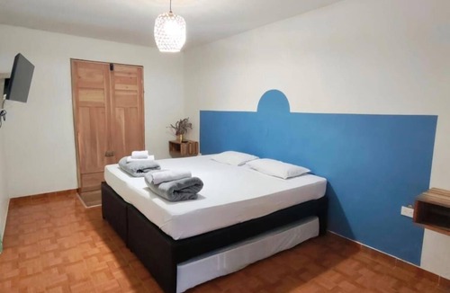 Jardin House | Room-charming Guest Room Retreat in Jard