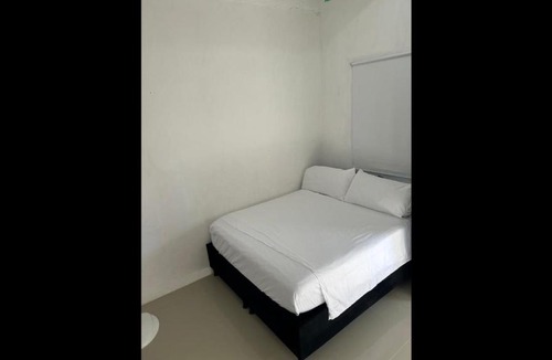 Torices House | Room in Lodge - Tr-V2d Hostel room near Castillo San Felipe with pool and WIFI
