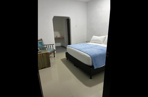 Torices House | Room in Lodge - Tr-A3d Hostel room near Castillo San Felipe with pool and Wifi