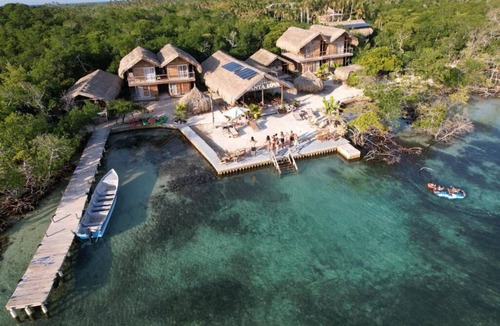 Isla Tintipan Hostel | SANTA LOVA HOSTEL