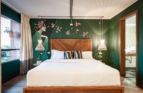 Antiguo Country Hotel | Selina Chapinero Bogota