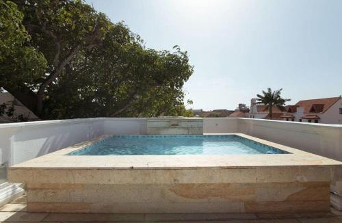 Cartagena Walled City House | Sophisticated 3BR House with Pool and AC in Ciudad Amurallada
