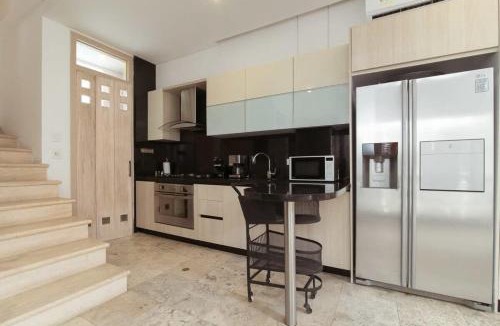 Cartagena Walled City House | Sophisticated 3BR House with Pool and AC in Ciudad Amurallada