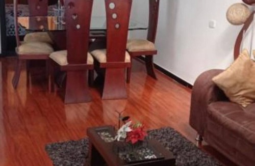 Engativa Apartment | Spacious 3-Bedroom Apartment Near the Airport, CAS