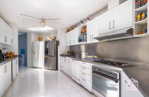 Girardot Villa | Spledid Oasis for 26 in El Peñón, by TopSpot®!