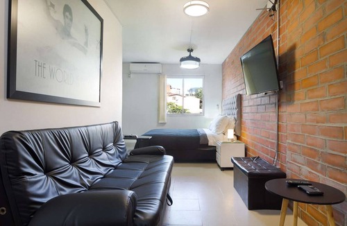 El Poblado Apartment | Studio AC Hot tub Exito Apartment AC Free Guests