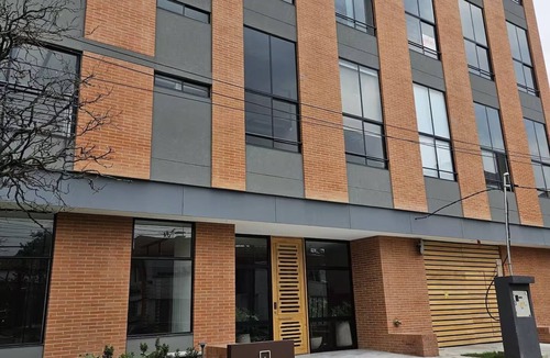 La Castellana Apartment | Studio for Travelers, Business, and Medical Tourism, Premium Location in Bogotá