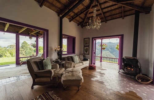 Salento House | The House in the Clouds - Luxury Home in Salento - 360° View of the Cocora Valley