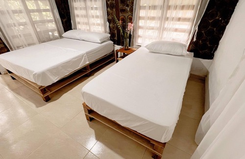 San Jose del Guaviare Cabin | Tranquilidad Cabin, Left Hemisphere.