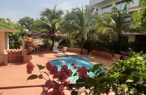 Puerto Colombia Bed & Breakfast | Tropical House Club BnB & Events