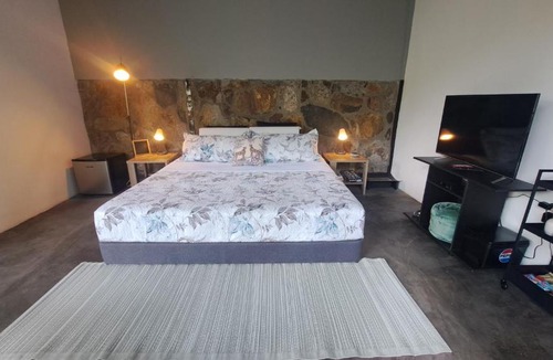 San Francisco Apartment | VÖRA Escapada Romántica & Cabaña Boutique en el Bosque