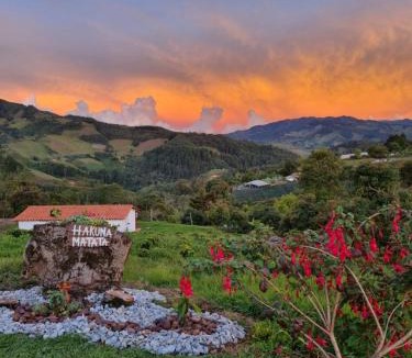 Llanogrande House | Valle Sereno, Hospedaje rural cerca del Salto del Buey