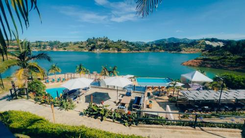 El Penol Hotel | Viajero Guatapé Hostel & Lake Club