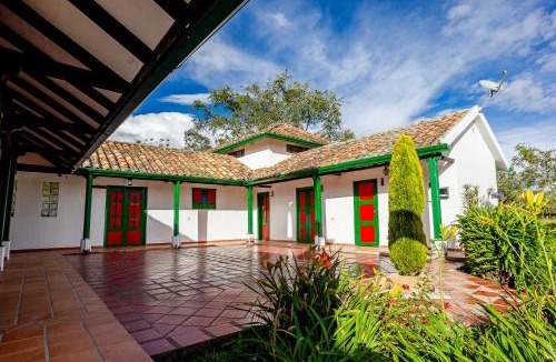 Chiquinquira House | Villa Andrea - Casa colonial con chimenea, a 10 min del centro