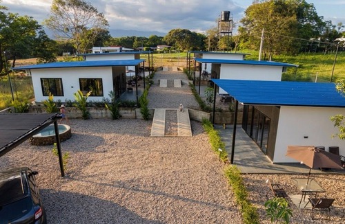 Casanare Cabin | Villa Blanquita - Cabaña acogedora con BBQ en Tauramena